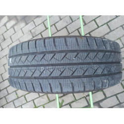 Автошини Goodyear Vector 3 season cargo 215/65 R15  104/102T 8мм  Всесезонна Б/У